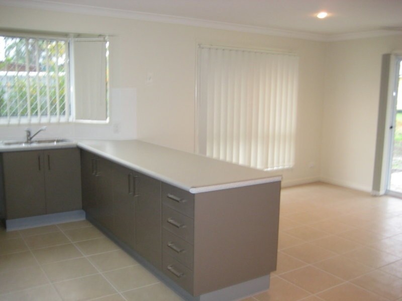 18 Doorey Street, One Mile QLD 4305