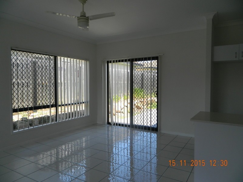 5 Raleigh Place, Redbank Plains QLD 4301