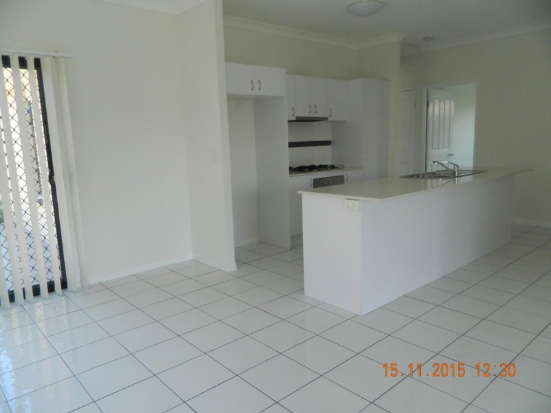 5 Raleigh Place, Redbank Plains QLD 4301