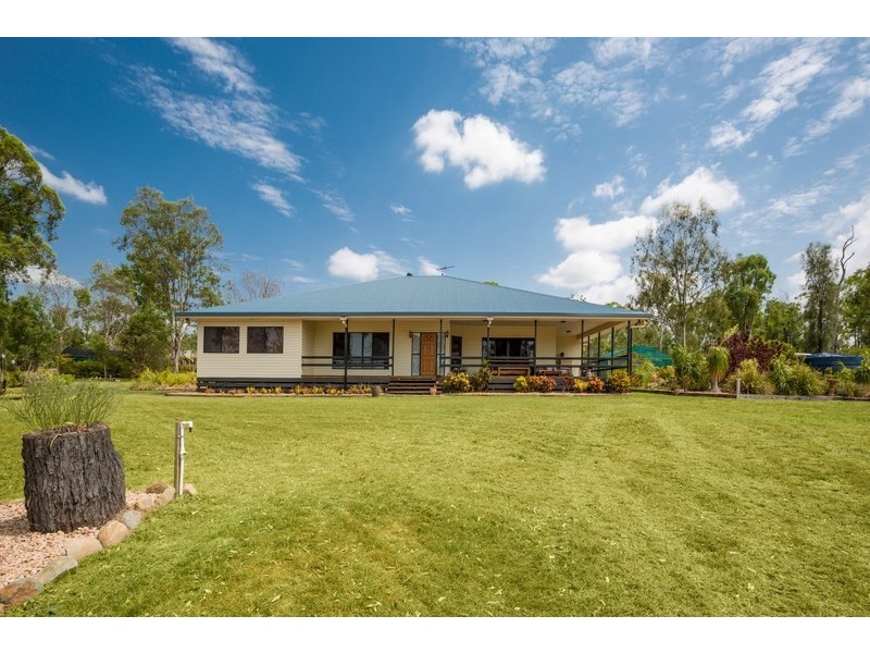 99 Fairway Drive, Kensington Grove QLD 4341