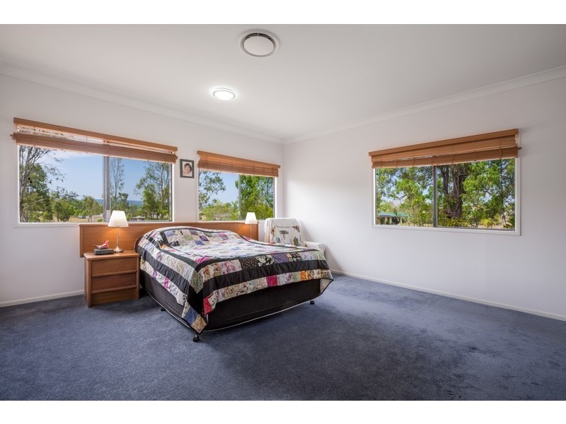 99 Fairway Drive, Kensington Grove QLD 4341