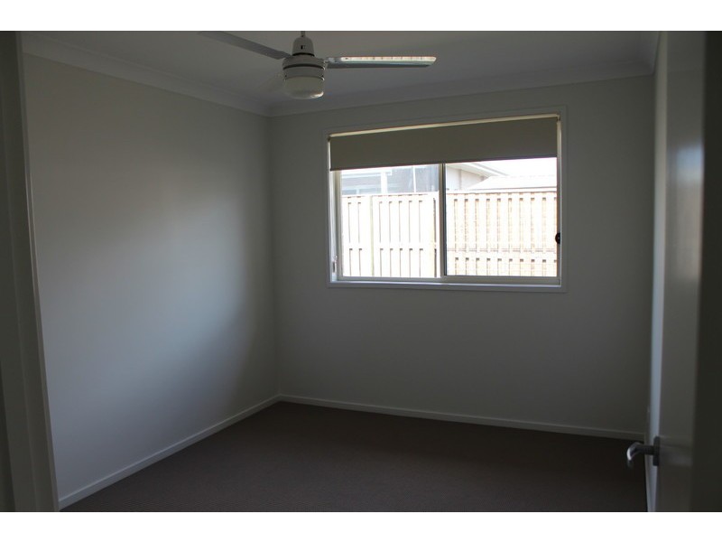 24 Moondarra Street, Pimpama QLD 4209