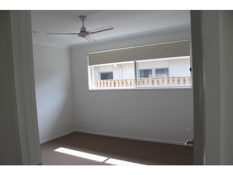 24 Moondarra Street, Pimpama QLD 4209