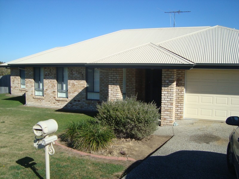 2 Campbell Court, Redbank Plains QLD 4301