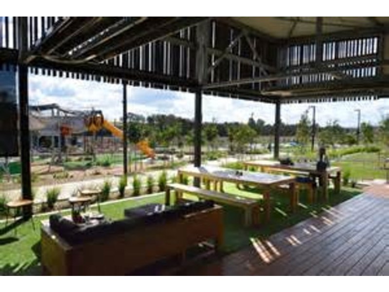 77 Harmony Crescent, South Ripley QLD 4306