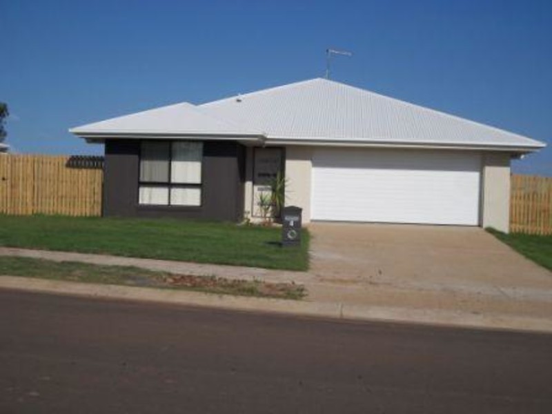 5 Benjamin Drive, Gracemere QLD 4702