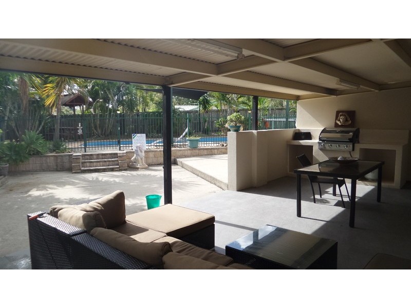 Edens Landing QLD 4207