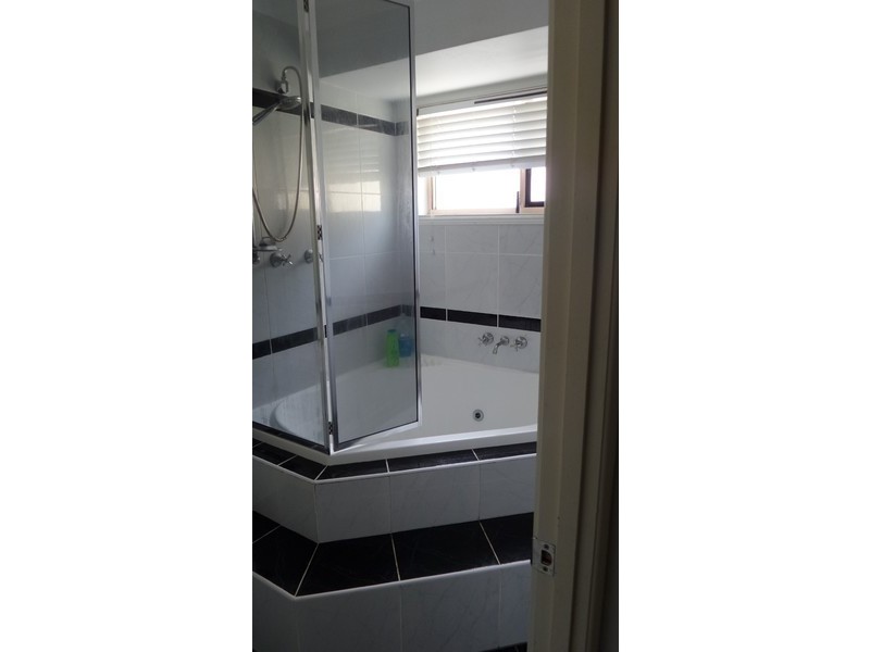 Edens Landing QLD 4207