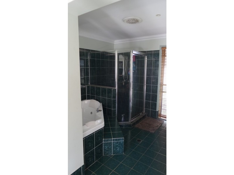 Edens Landing QLD 4207