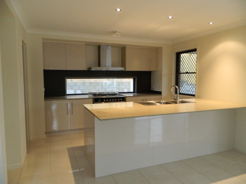 Springfield Lakes QLD 4300