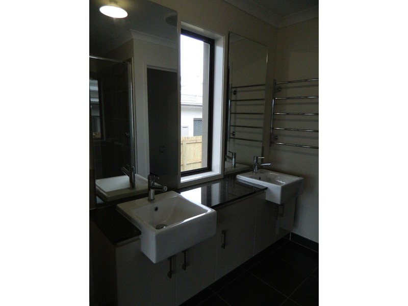 Springfield Lakes QLD 4300