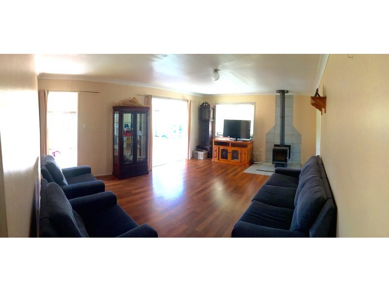 15 Meranti Street, Crestmead QLD 4132
