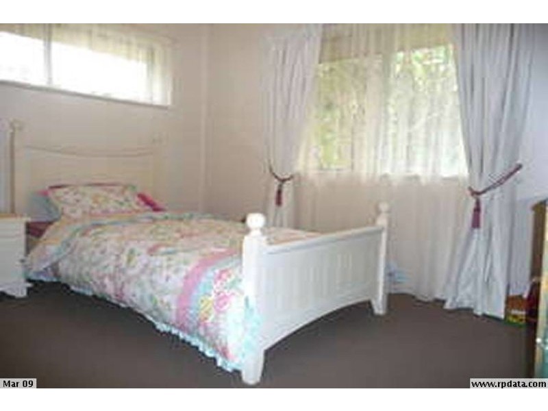 5 Sherlock Street, Brassall QLD 4305