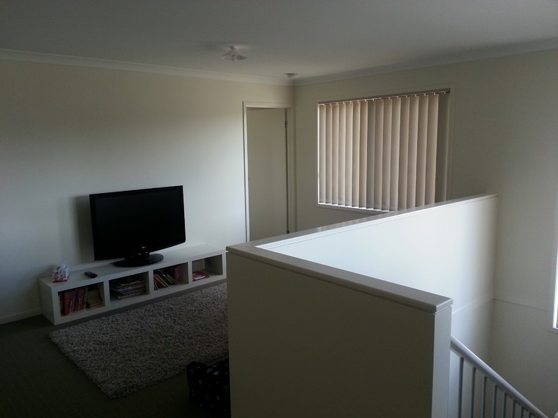 9 Lakeview Place, Springfield Lakes QLD 4300