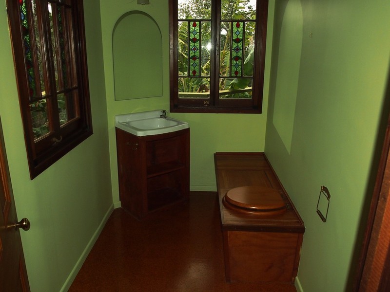 55 Fahey Road, Mount Glorious QLD 4520