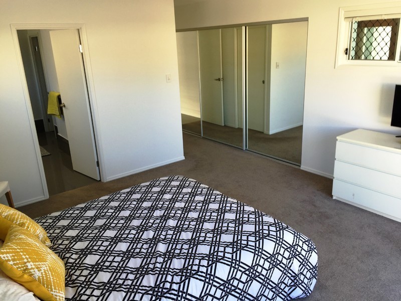 10 Grindelia Drive, Springfield Lakes QLD 4300