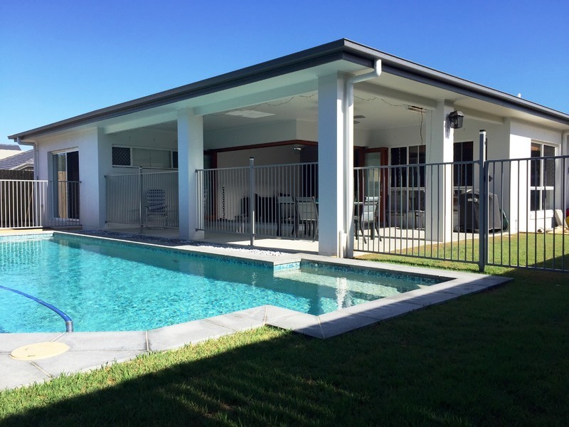 10 Grindelia Drive, Springfield Lakes QLD 4300