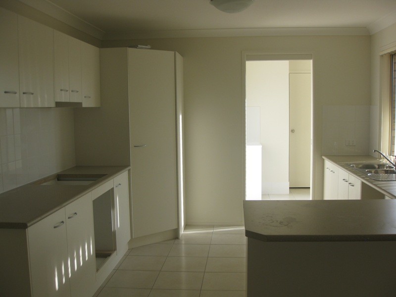 Springfield Lakes QLD 4300