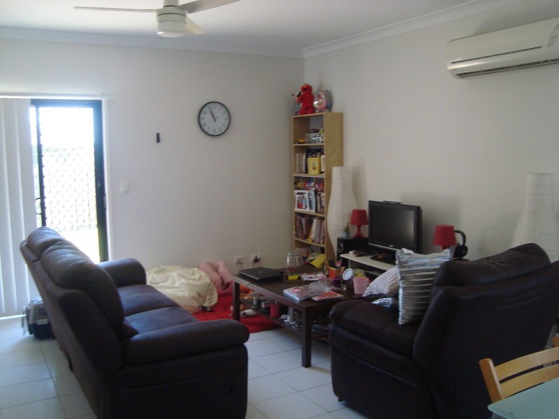 8 Reynolds Street, Redbank Plains QLD 4301