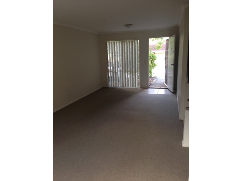 Edens Landing QLD 4207