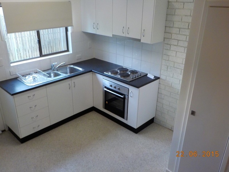 3/10 Bergins Hill Road, Bundamba QLD 4304
