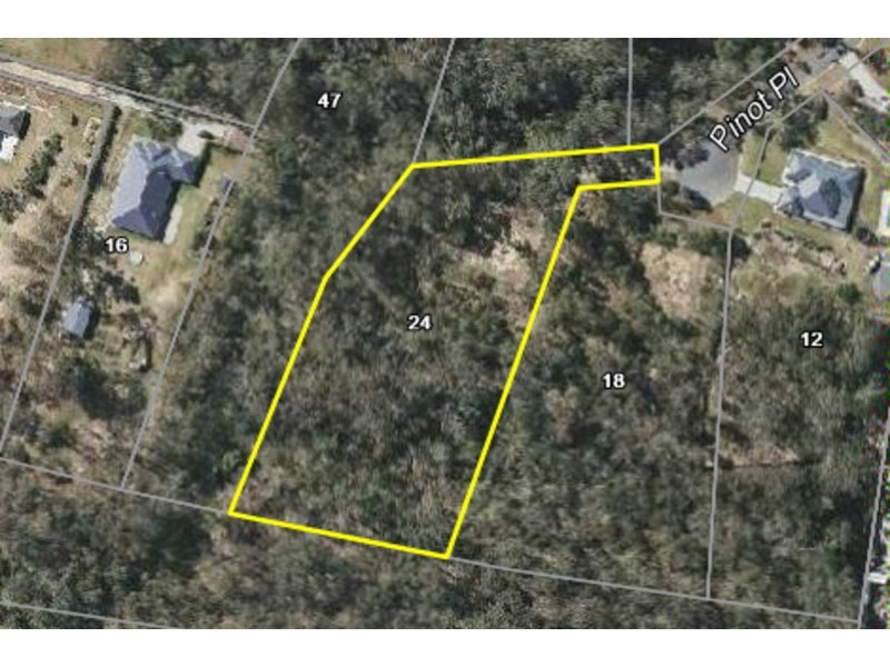24 Pinot Place, Pine Mountain QLD 4306