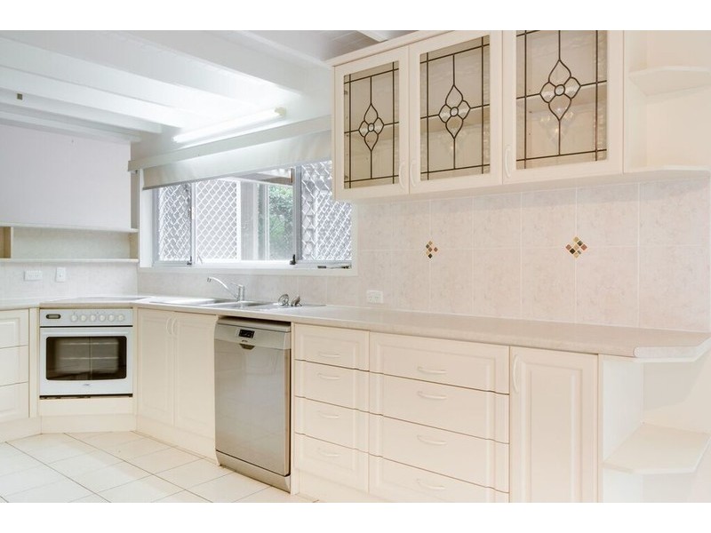 17 Lillian Street, Karalee QLD 4306