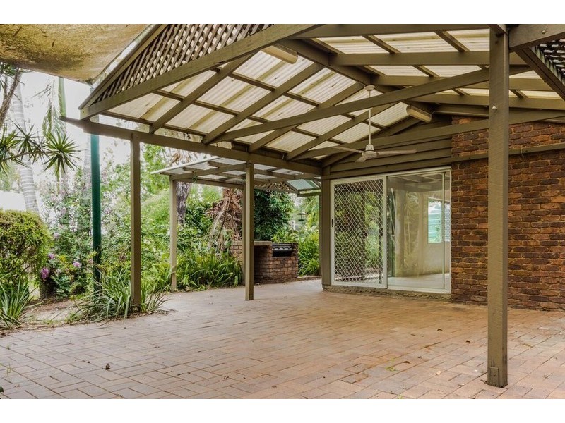 17 Lillian Street, Karalee QLD 4306