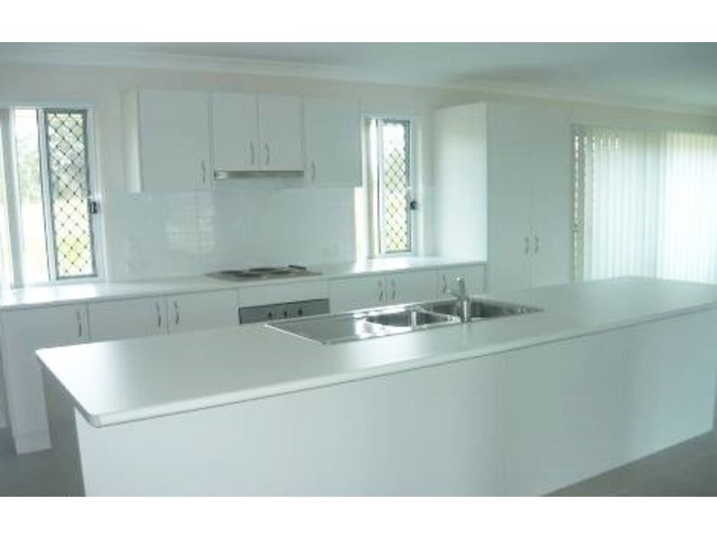 6 Mountain View Drive, Adare QLD 4343