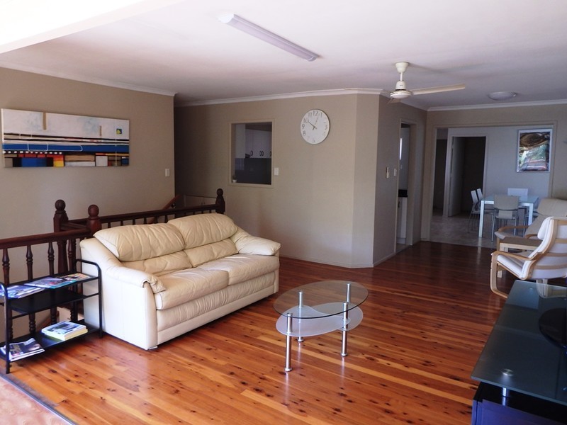 37 Caroline Street, Riverview QLD 4303