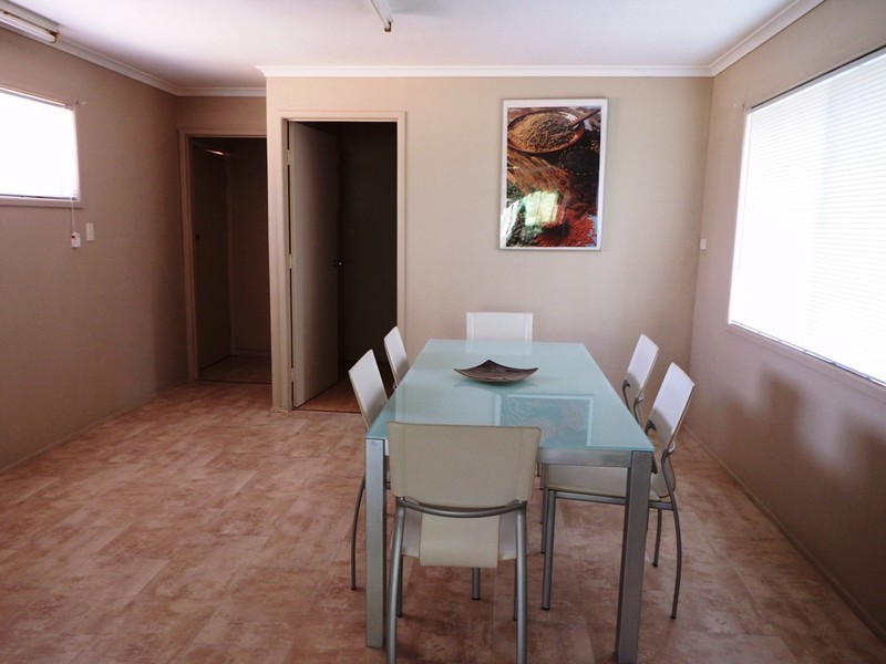 37 Caroline Street, Riverview QLD 4303