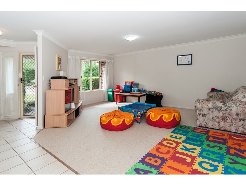 1 Darling Court, Karalee QLD 4306