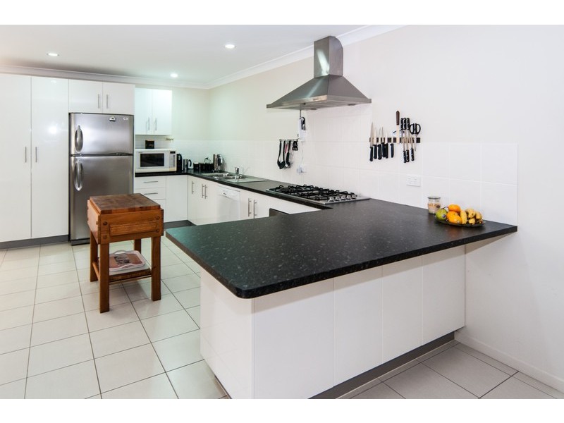 1 Darling Court, Karalee QLD 4306