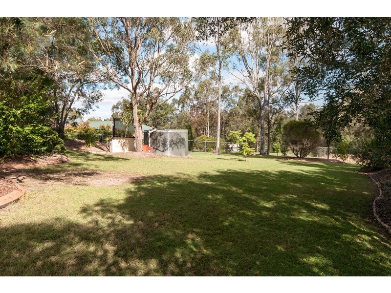 1 Darling Court, Karalee QLD 4306
