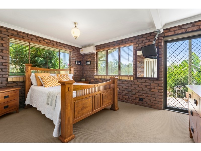 9 Baaring Drive, Karana Downs QLD 4306