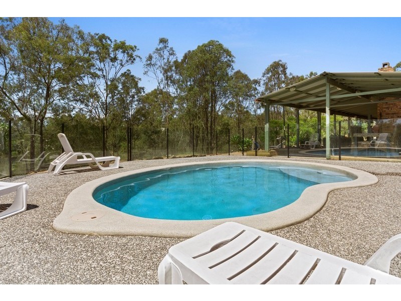 9 Baaring Drive, Karana Downs QLD 4306