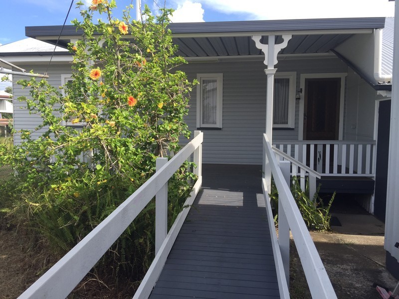 14 Gomer Street, Booval QLD 4304