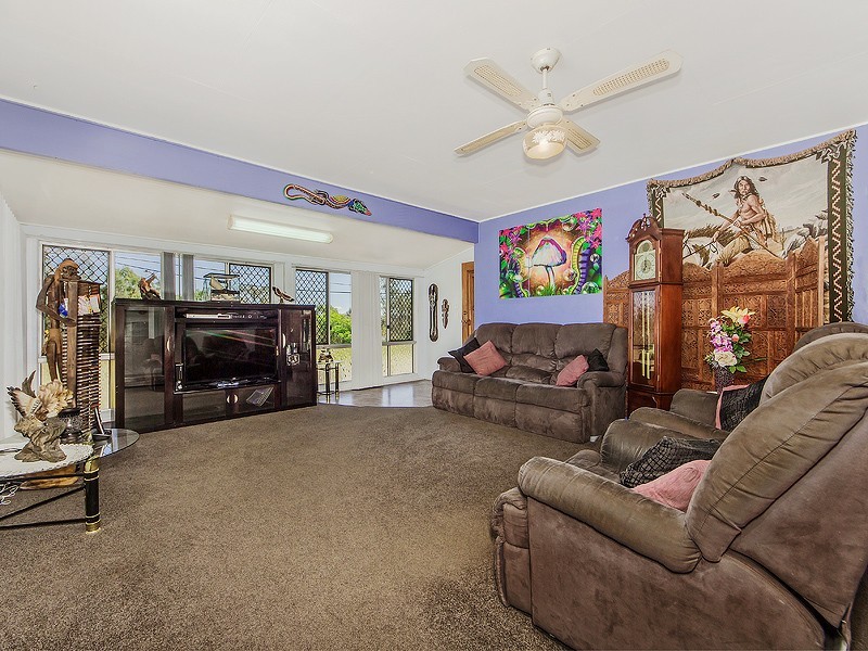 81 North Station Road, North Booval QLD 4304