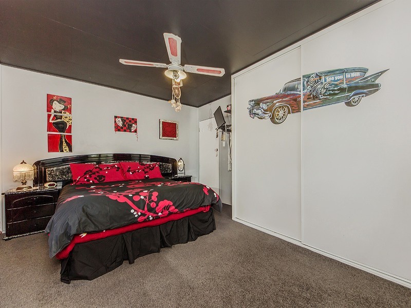 81 North Station Road, North Booval QLD 4304
