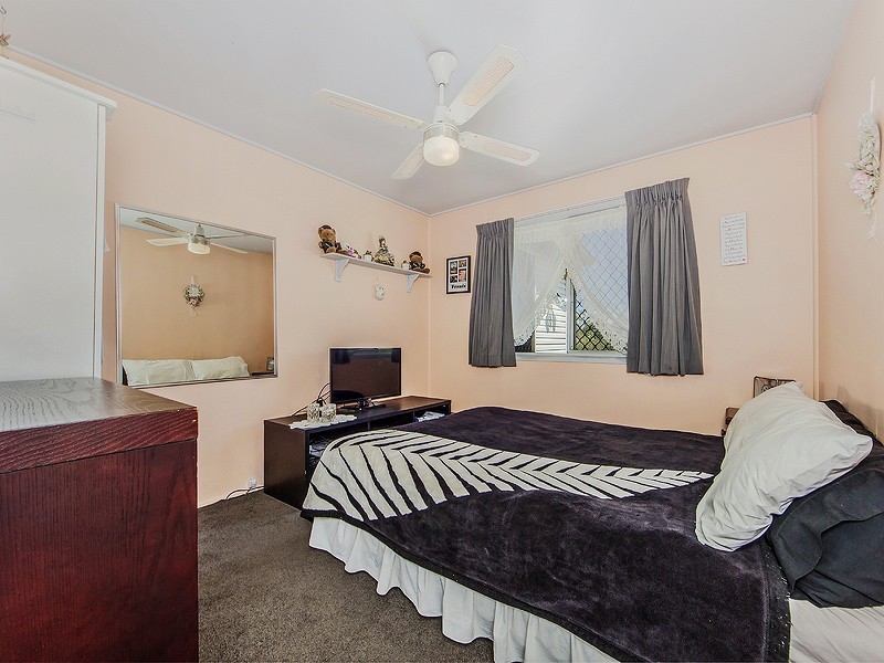 81 North Station Road, North Booval QLD 4304