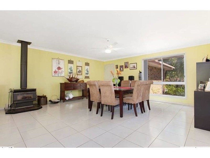 175 College Road, Karana Downs QLD 4306
