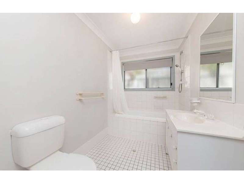 175 College Road, Karana Downs QLD 4306
