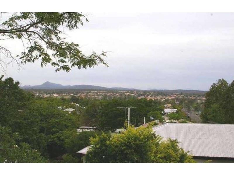 31 Chermside Road, Eastern Heights QLD 4305