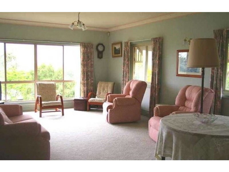 31 Chermside Road, Eastern Heights QLD 4305