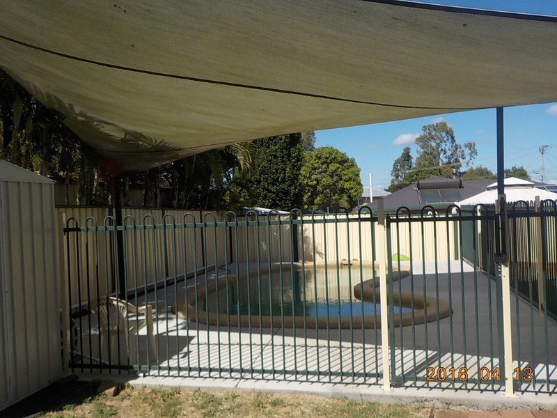 1/6 Jarrah Street, Raceview QLD 4305