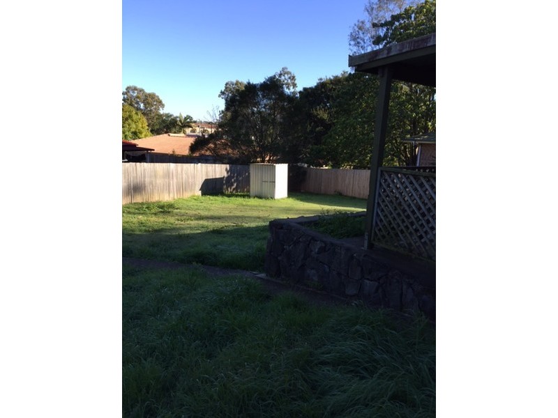 Edens Landing QLD 4207