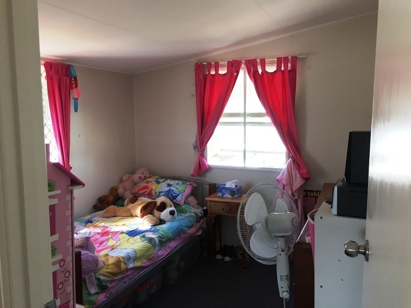 7 Cook Street, East Ipswich QLD 4305