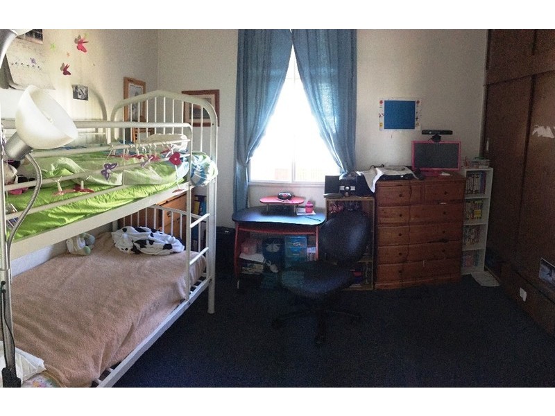 7 Cook Street, East Ipswich QLD 4305