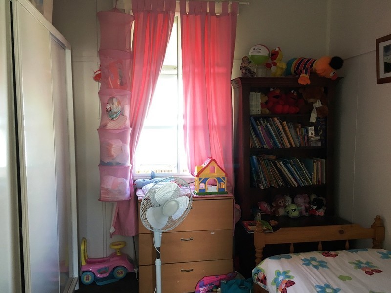 7 Cook Street, East Ipswich QLD 4305