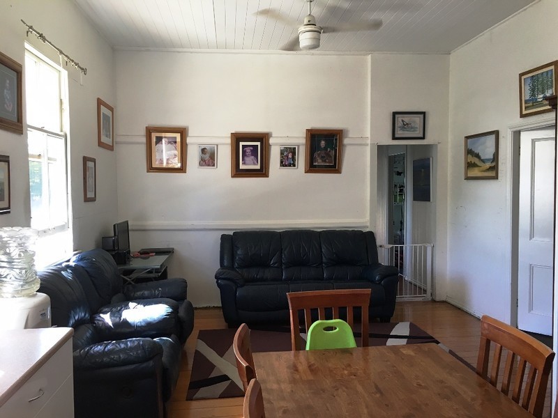 7 Cook Street, East Ipswich QLD 4305